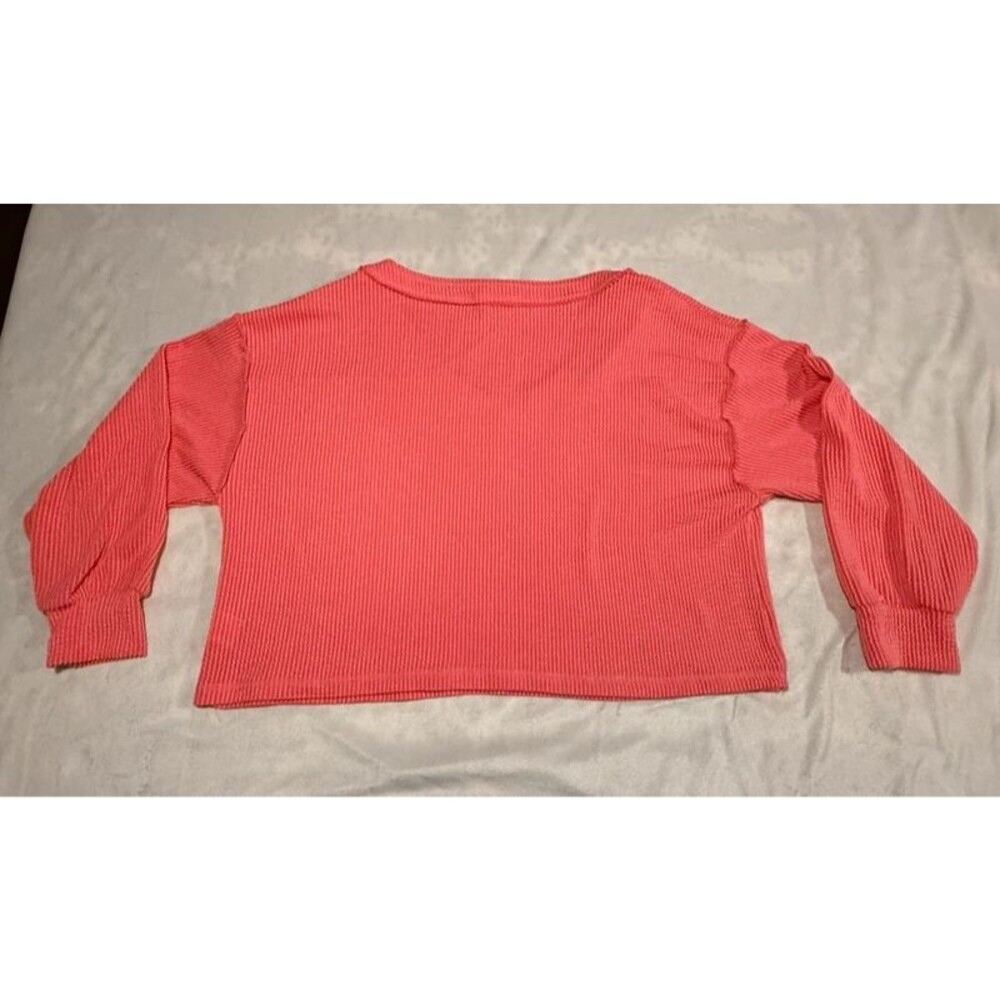Altar’d State Large Coral Cropped V-Neck Long Sleeve Knit Pullover - Picture 7 of 7